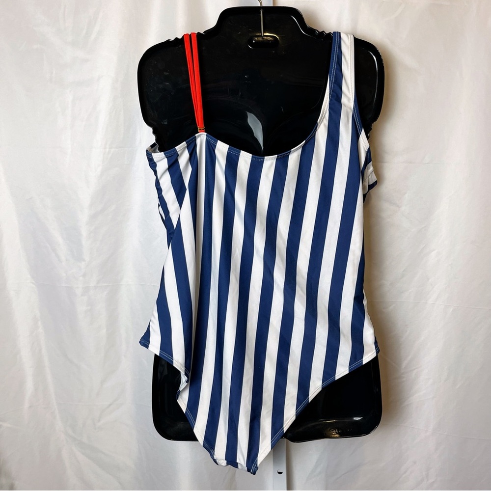 Disney Womens Minnie Mouse Swimsuit XL One Piece Striped Red Bow Nautical Cruise - Picture 4 of 9